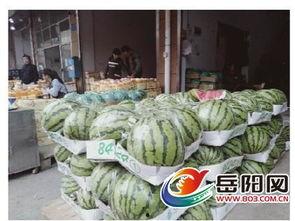 水果店吃瓜群众,揭秘日常生活中的趣味瞬间